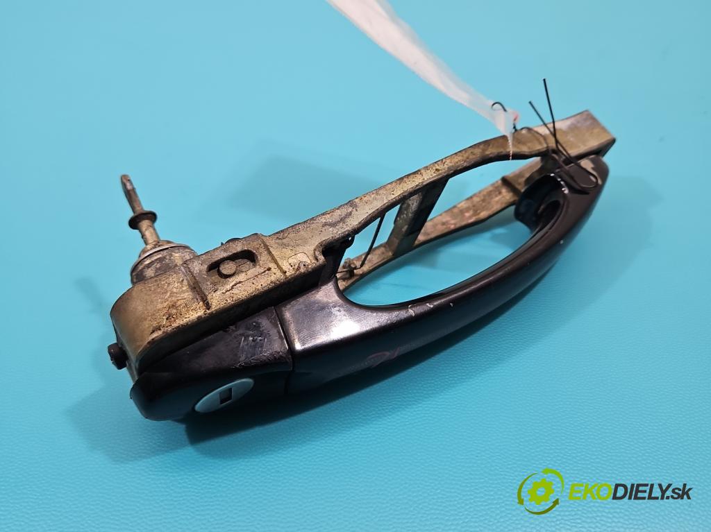 Vw New Beetle 1998-2010 2.0 8V 116 HP manual 85 kW 1984 cm3 3- rukoväť predné ľavé mimo:  (Kľučka dverí vonkajšia predná ľavá)