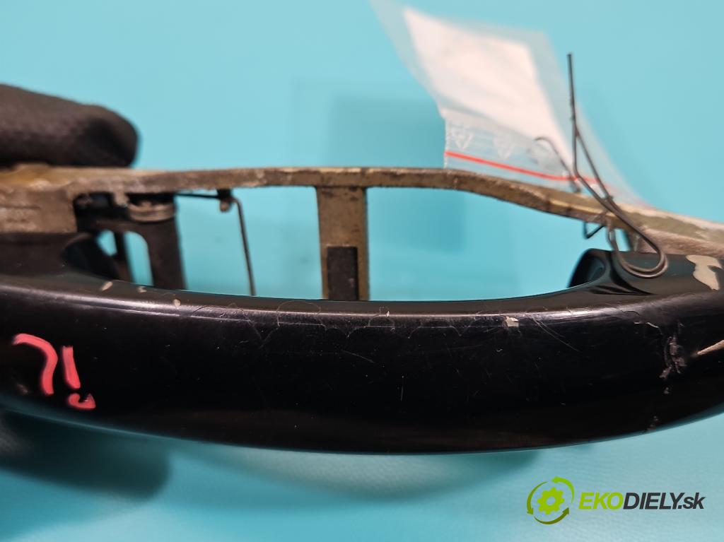 Vw New Beetle 1998-2010 2.0 8V 116 HP manual 85 kW 1984 cm3 3- rukoväť predné ľavé mimo:  (Kľučka dverí vonkajšia predná ľavá)