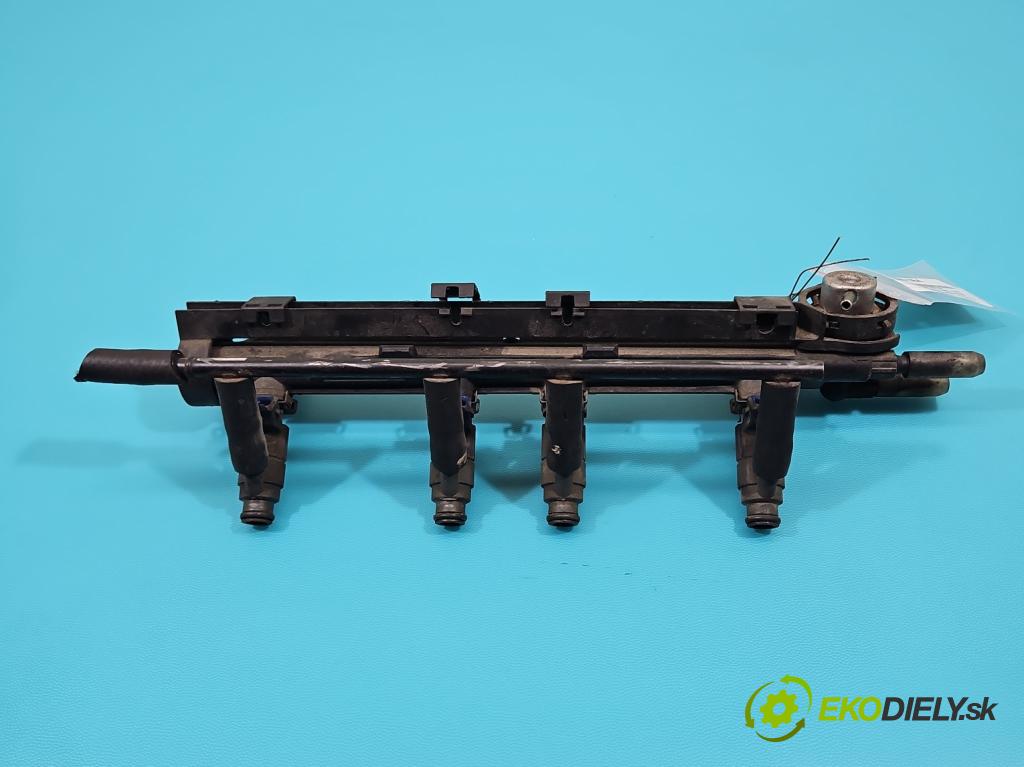 Vw New Beetle 1998-2010 2.0 8V 116 HP manual 85 kW 1984 cm3 3- vstrek 06A906031C (Vstrekovač paliva)