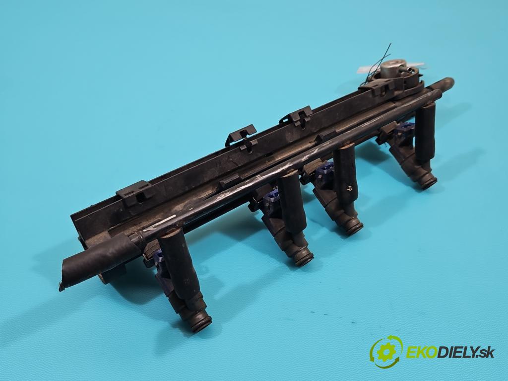 Vw New Beetle 1998-2010 2.0 8V 116 HP manual 85 kW 1984 cm3 3- vstrek 06A906031C (Vstrekovač paliva)