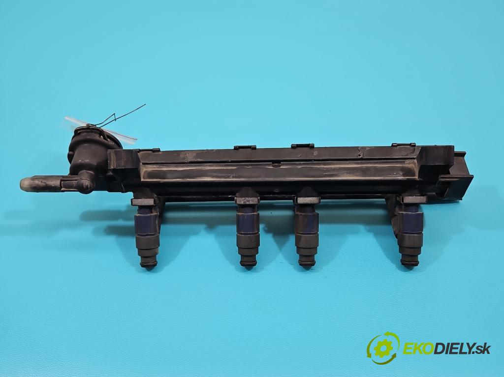 Vw New Beetle 1998-2010 2.0 8V 116 HP manual 85 kW 1984 cm3 3- vstrek 06A906031C (Vstrekovač paliva)