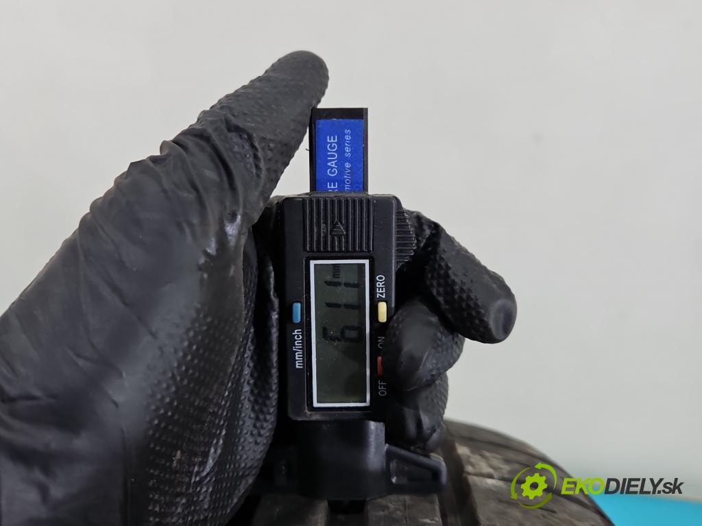 Mazda 5  2005-2010 2.0 citd 143 hp manual 105 kW 1998 cm3 5- pneumatiky: letní para