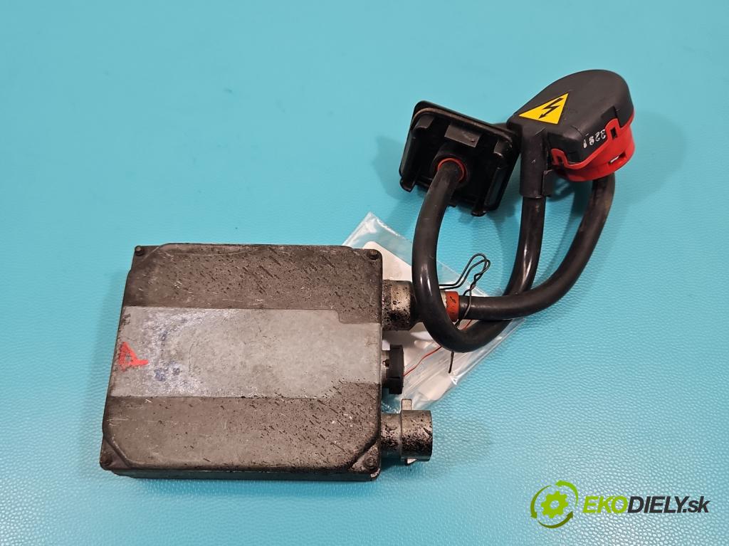 Audi A6 C5 1997-2004 2.4b 170 HP automatic 125 kW 2393 cm3 4- střídač: xenon 5DV007760-15 (Riadiaca jednotka xenónu)