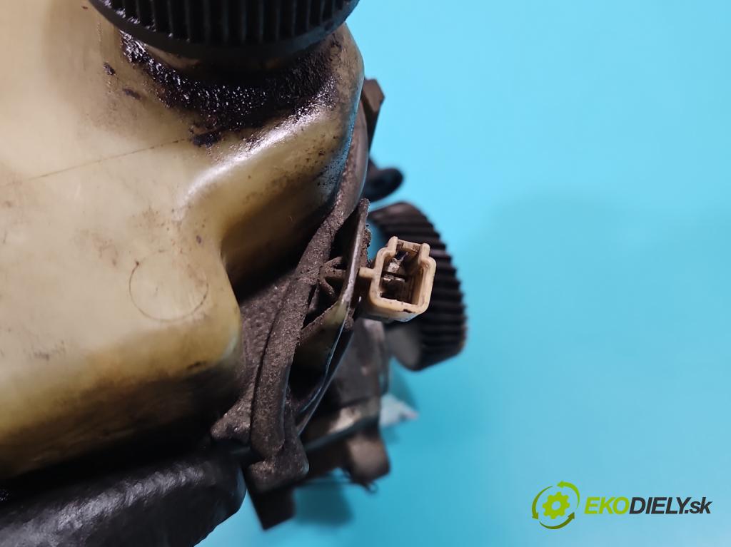 Mazda 5  2005-2010 2.0 citd 143 HP manual 105 kW 1998 cm3 5- čerpadlo posilovač  (Servočerpadlo)