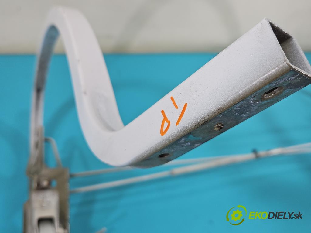 Ford Fusion USA 2012-2020 2.0 EcoBoost: automatic 179 kW 1999 cm3 4- Závěs: kufrových dveří zadní