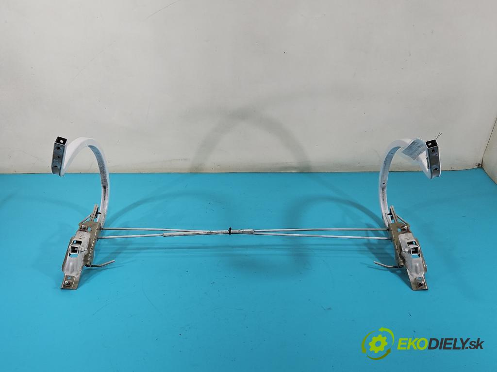 Ford Fusion USA 2012-2020 2.0 EcoBoost: automatic 179 kW 1999 cm3 4- Závěs: kufrových dveří zadní