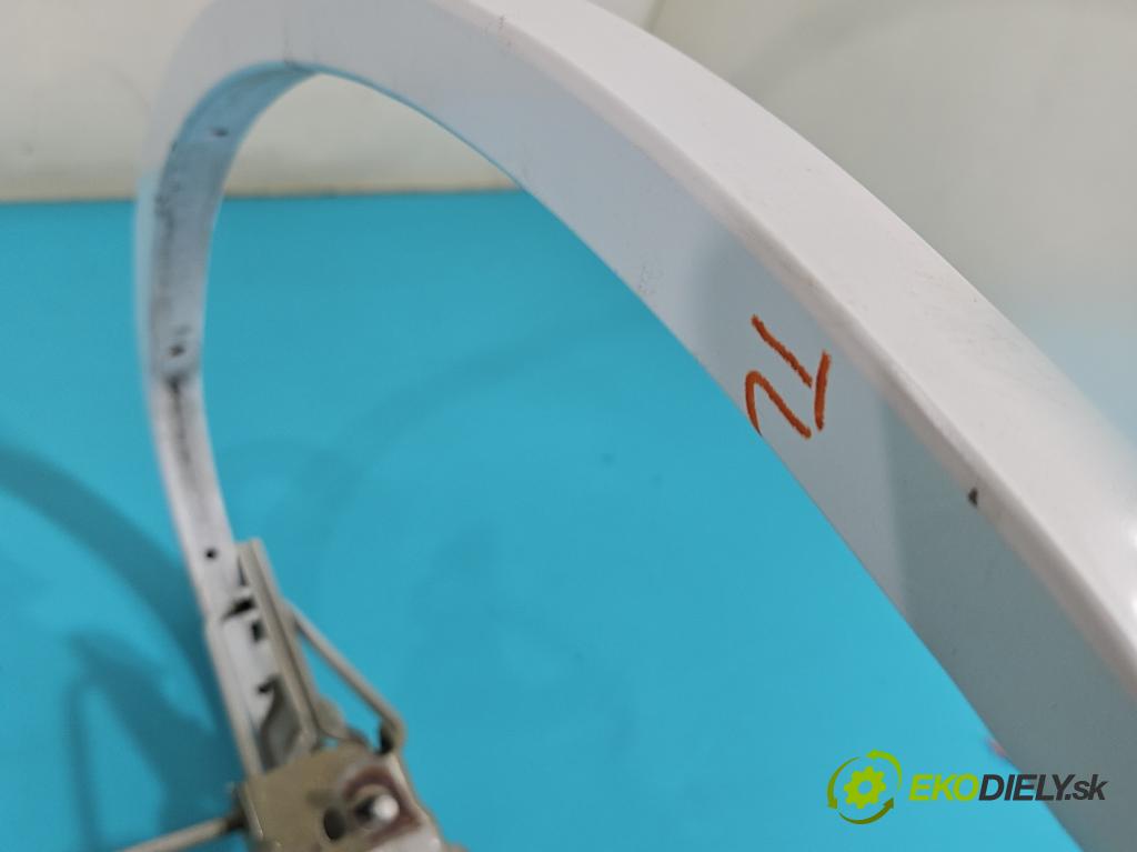 Ford Fusion USA 2012-2020 2.0 EcoBoost: automatic 179 kW 1999 cm3 4- Závěs: kufrových dveří zadní