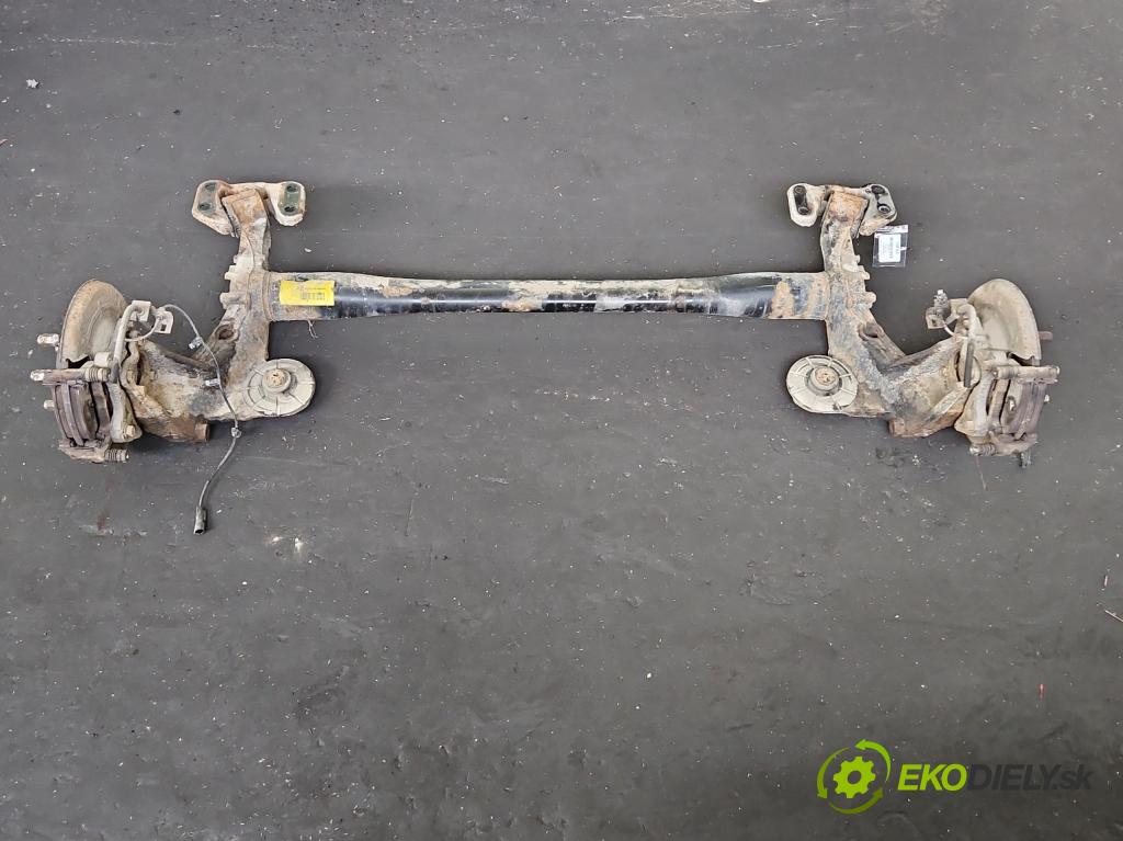 Chevrolet Cruze 2.0 VCDi 163 hp manual 120 kW 1998 cm3 5- zadní výztuha  (Zadní výztuha)