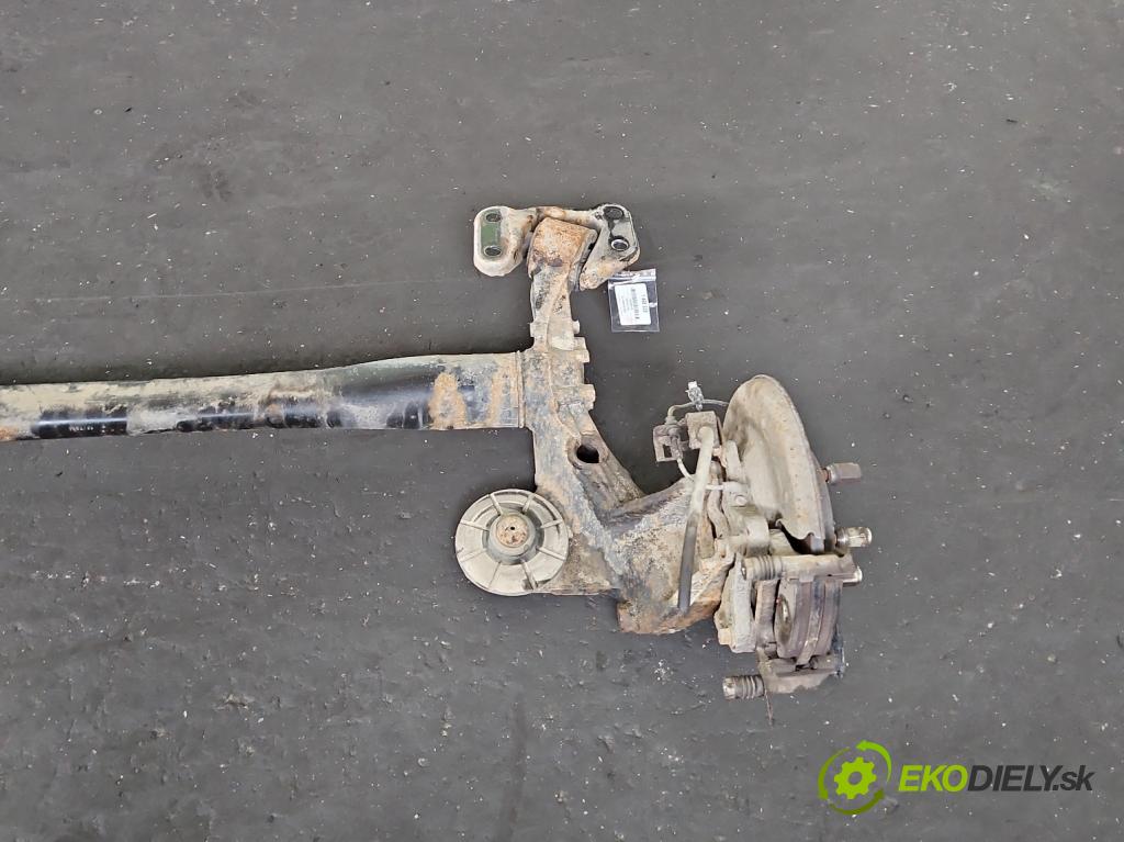 Chevrolet Cruze 2.0 VCDi 163 hp manual 120 kW 1998 cm3 5- zadní výztuha  (Zadní výztuha)