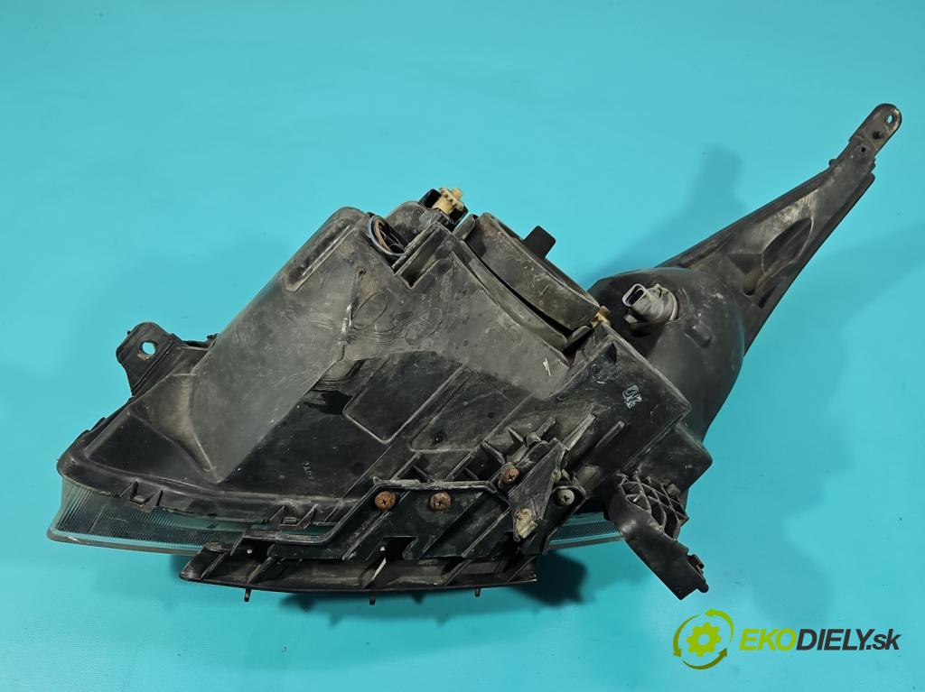 Chevrolet Cruze 2.0 VCDi: 163 HP manual 120 kW 1998 cm3 5- Reflektor: pravý  (Svetlo predné pravé)