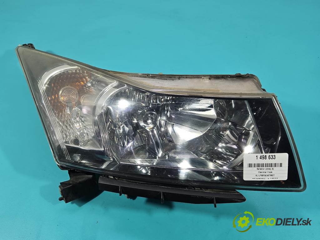 Chevrolet Cruze 2.0 VCDi: 163 HP manual 120 kW 1998 cm3 5- Reflektor: pravý  (Svetlo predné pravé)