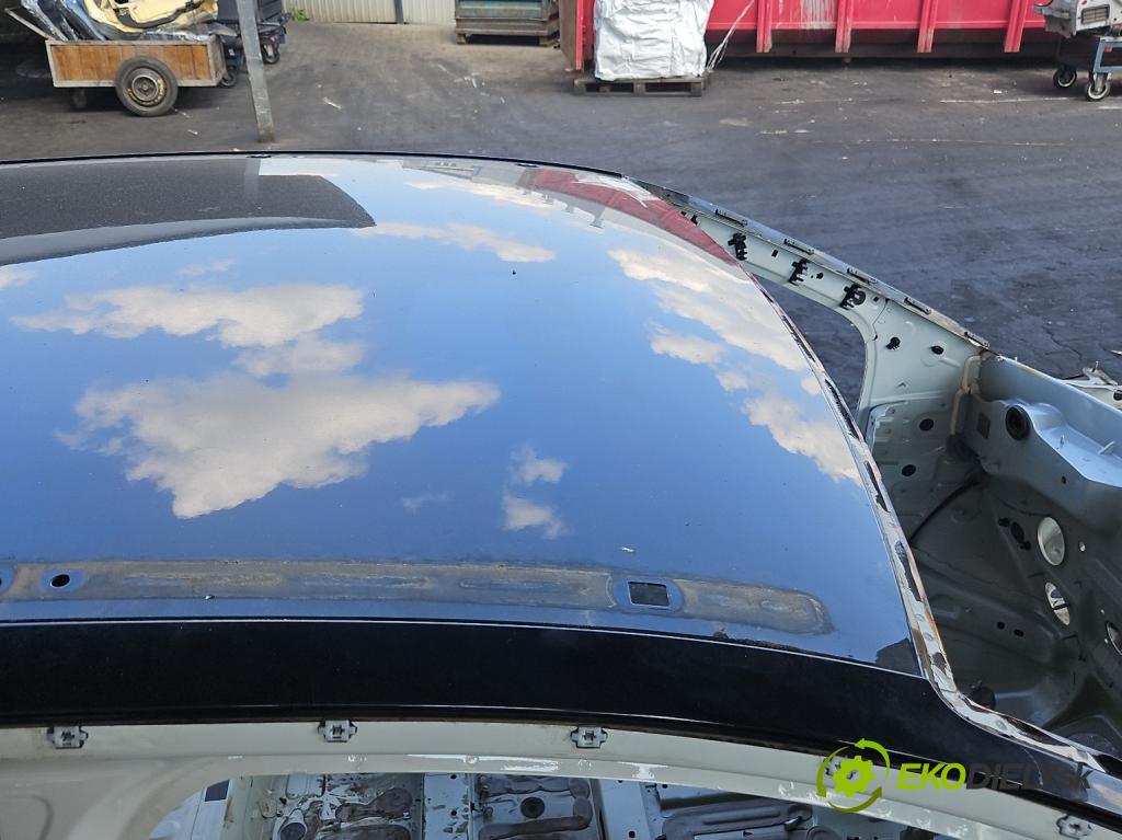 Peugeot 3008 II 2016-2023 2.0 hdi 150 hp manual 110 kW 1997 cm3 5- Strecha: