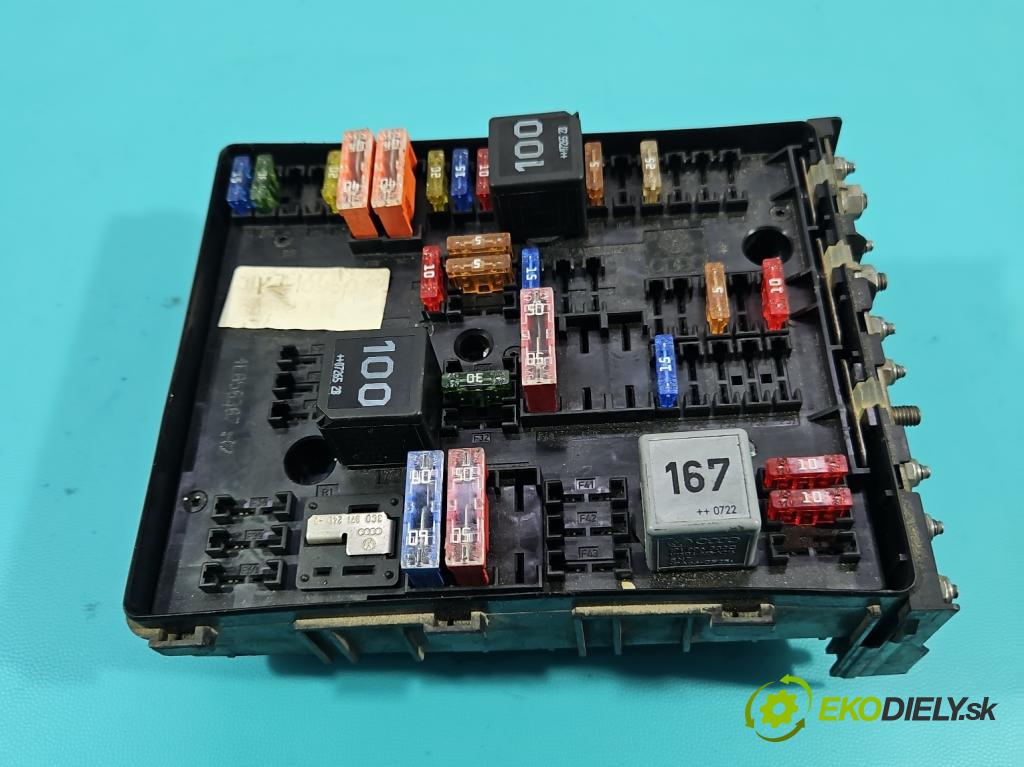 Vw Passat B6 2005-2010 3.2 FSI V6 250 hp automatic 184 kW 3168 cm3 4- skříňka pojistková 1K0937124Q (Pojistková skříňka)