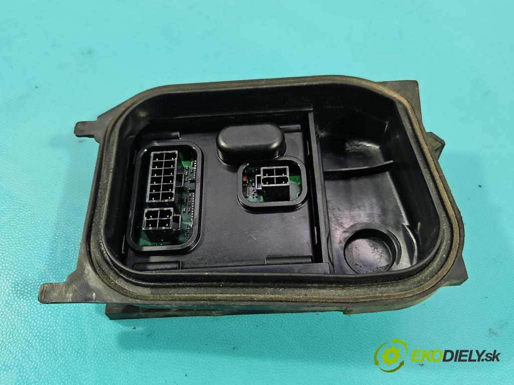 Vw Passat B6 2005-2010 3.2 FSI V6 250 HP automatic 184 kW 3168 cm3 4- střídač: xenon 3C0941607E (Riadiaca jednotka xenónu)