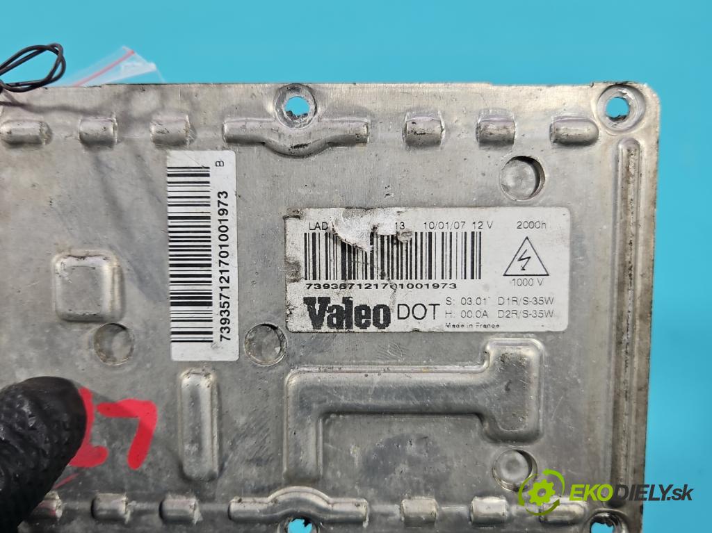 Vw Passat B6 2005-2010 3.2 FSI V6 250 HP automatic 184 kW 3168 cm3 4- střídač: xenon 73010157F (Riadiaca jednotka xenónu)