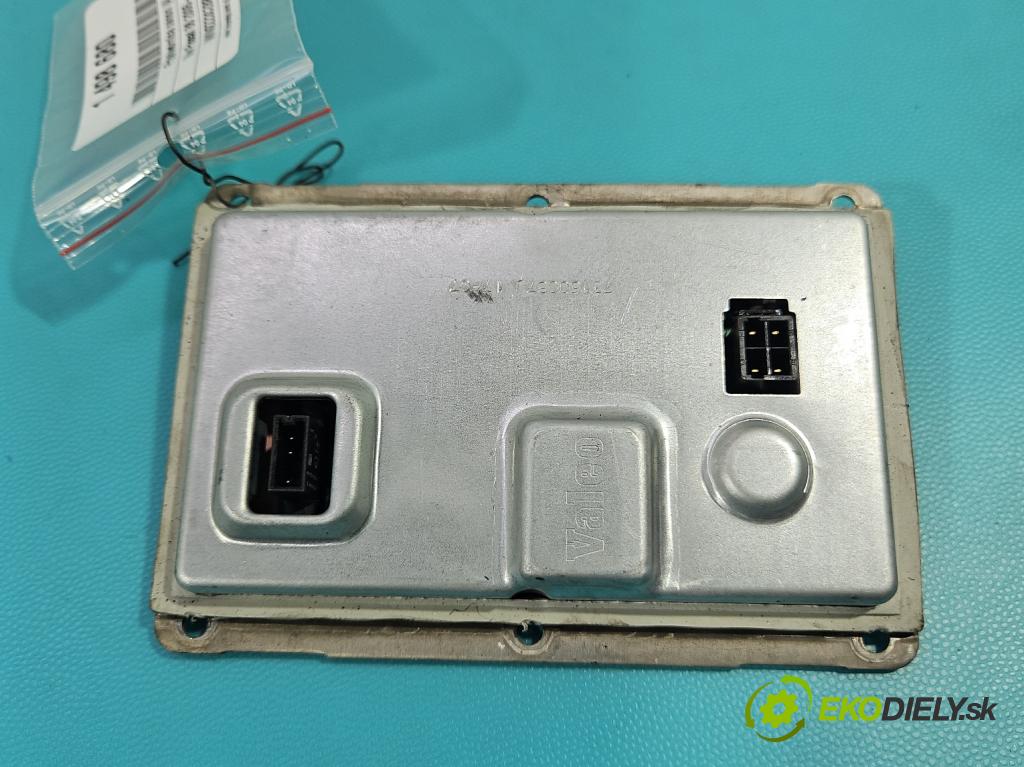 Vw Passat B6 2005-2010 3.2 FSI V6 250 HP automatic 184 kW 3168 cm3 4- střídač: xenon 3D0907391B (Riadiaca jednotka xenónu)