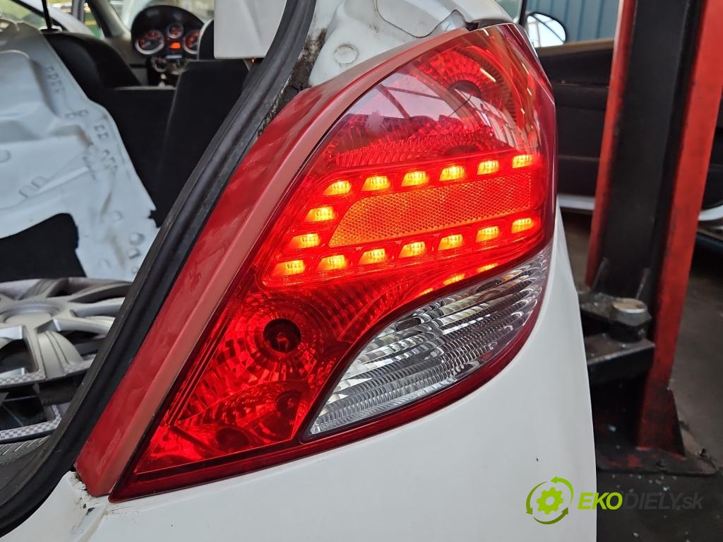 Peugeot 207 1.4 hdi 68 hp manual 50 kW 1398 cm3 3- světlo zadní pravé 9686565980-00 (Klika dveří ostatní)