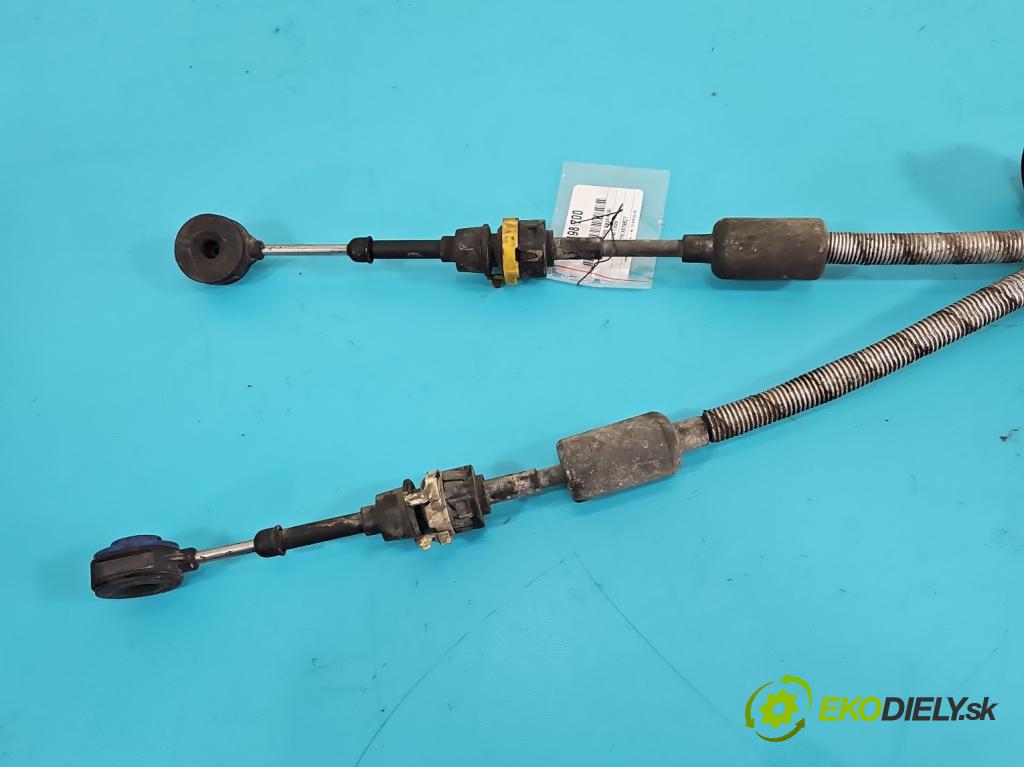 Chevrolet Cruze 2.0 VCDi: 163 HP manual 120 kW 1998 cm3 5- Páka: Změny: stupeň,rýchlosť 25185249G (Rýchlostná páka (kulisa))