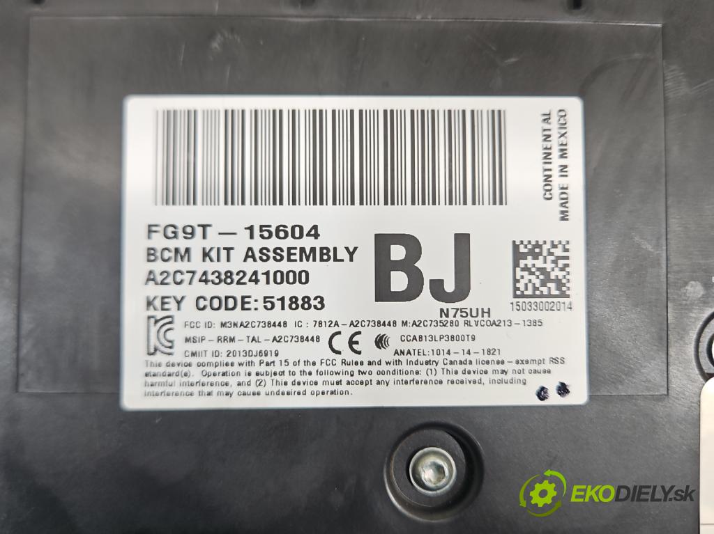 Ford Fusion USA 2012-2020 2.0 EcoBoost: automatic 179 kW 1999 cm3 4- skříňka pojistková FG9T-15604 (Pojistková skříňka)