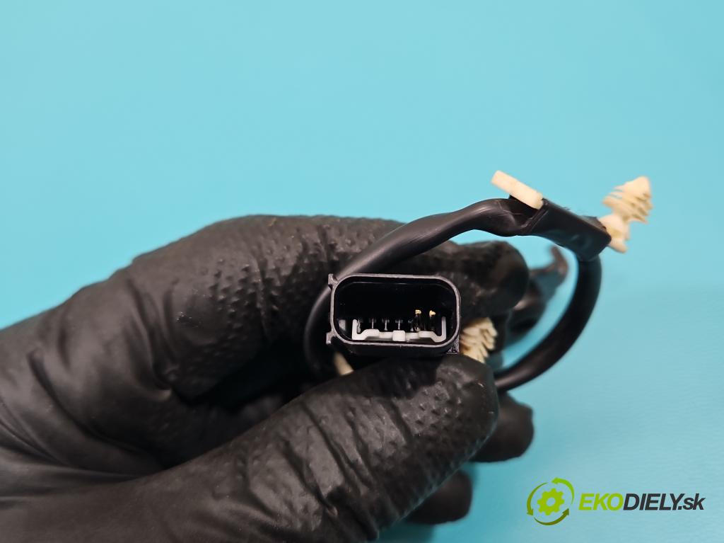 Ford Fusion USA 2012-2020 2.0 EcoBoost: automatic 179 kW 1999 cm3 4- pas bezpečnosť: predné ľavý DG93-F61209-BD