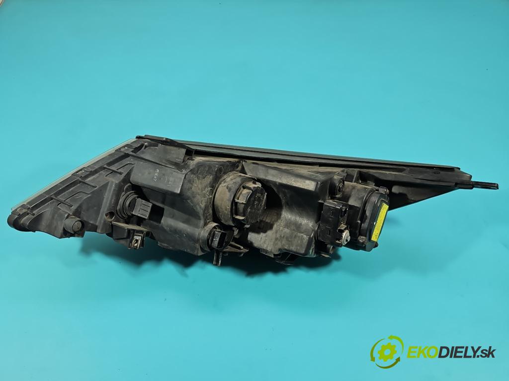 Kia Sportage III 2010-2015 2.0 crdi 136 HP manual 100 kW 1995 cm3 5- Reflektor: pravý 92102-3WXXX (Svetlo predné pravé)