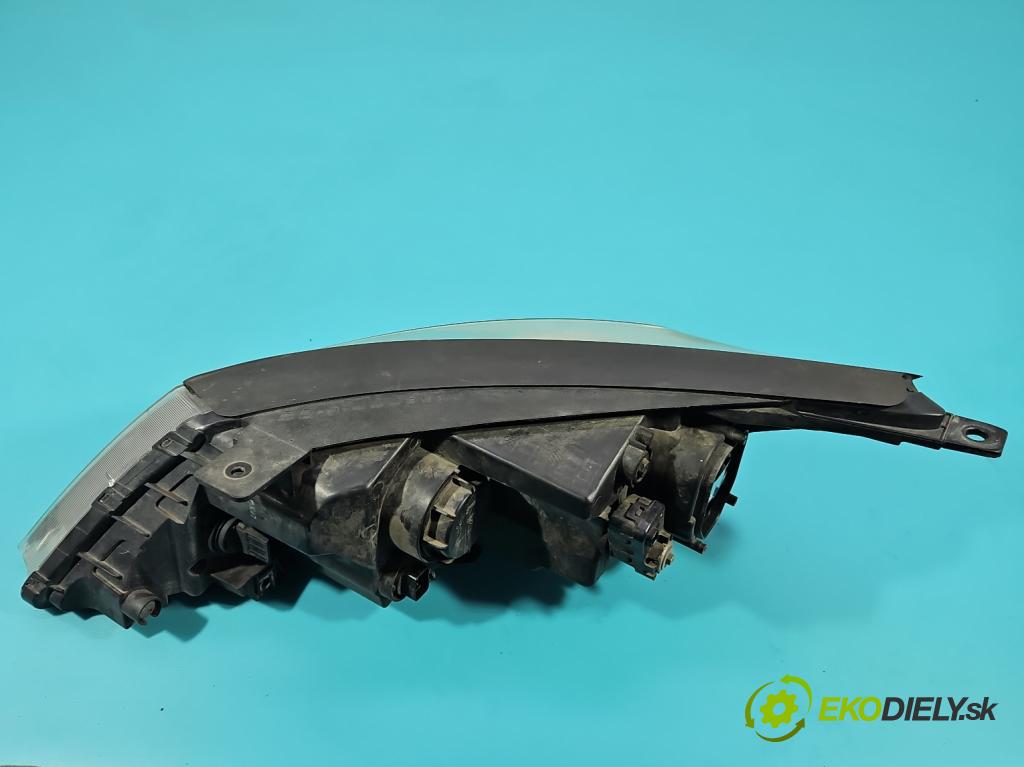 Kia Sportage III 2010-2015 2.0 crdi 136 HP manual 100 kW 1995 cm3 5- Reflektor: pravý 92102-3WXXX (Svetlo predné pravé)