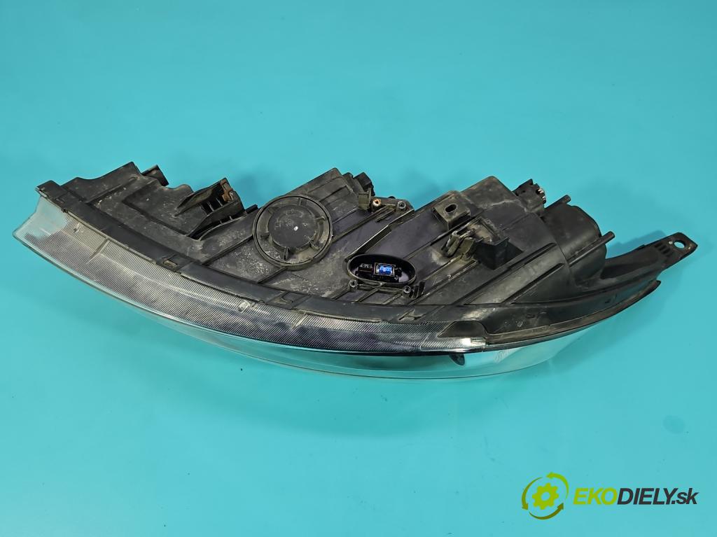 Kia Sportage III 2010-2015 2.0 crdi 136 HP manual 100 kW 1995 cm3 5- Reflektor: pravý 92102-3WXXX (Svetlo predné pravé)