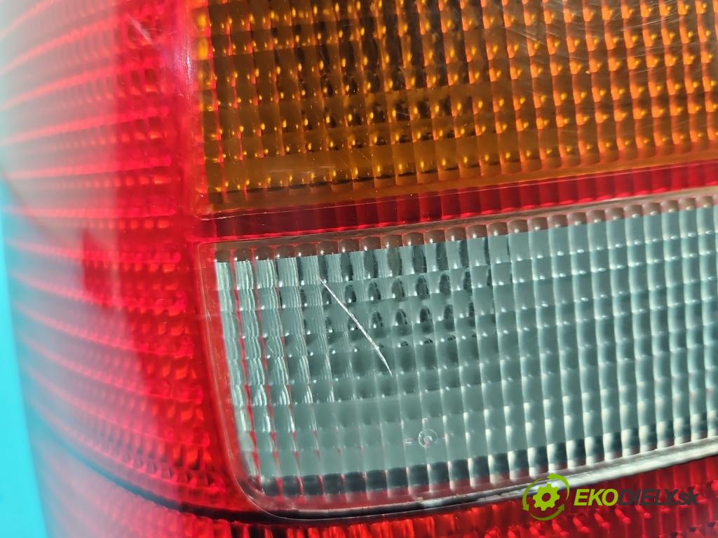 Vw Golf III 1991-1998 1.8 75 hp manual 55 kW 1781 cm3 5- světlo zadní levé 1H9 945 257 (Klika dveří ostatní)