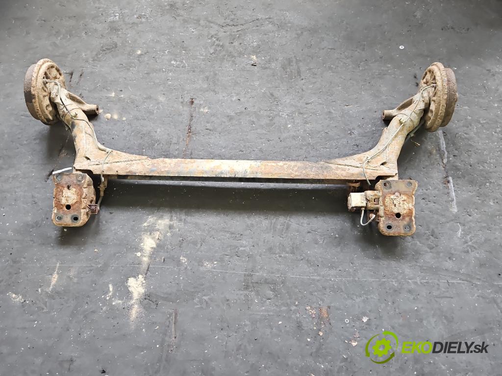 Vw Golf III 1991-1998 1.8 75 hp manual 55 kW 1781 cm3 5- zadní výztuha  (Zadní výztuha)