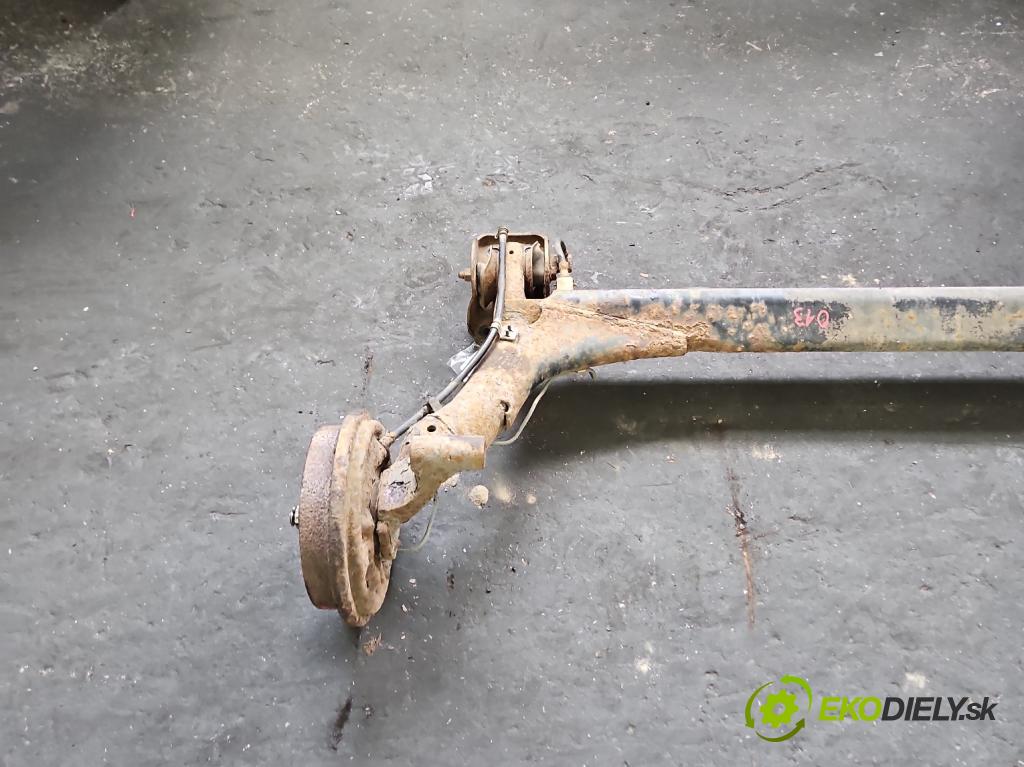 Vw Golf III 1991-1998 1.8 75 hp manual 55 kW 1781 cm3 5- zadní výztuha  (Zadní výztuha)