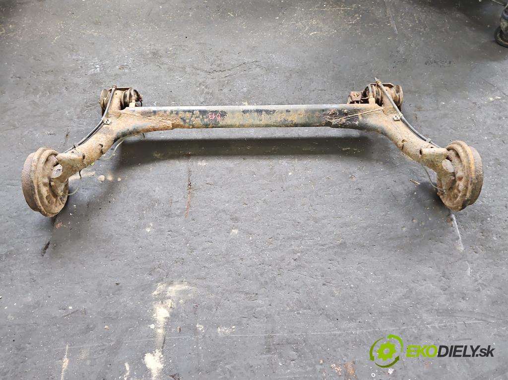 Vw Golf III 1991-1998 1.8 75 hp manual 55 kW 1781 cm3 5- zadní výztuha  (Zadní výztuha)