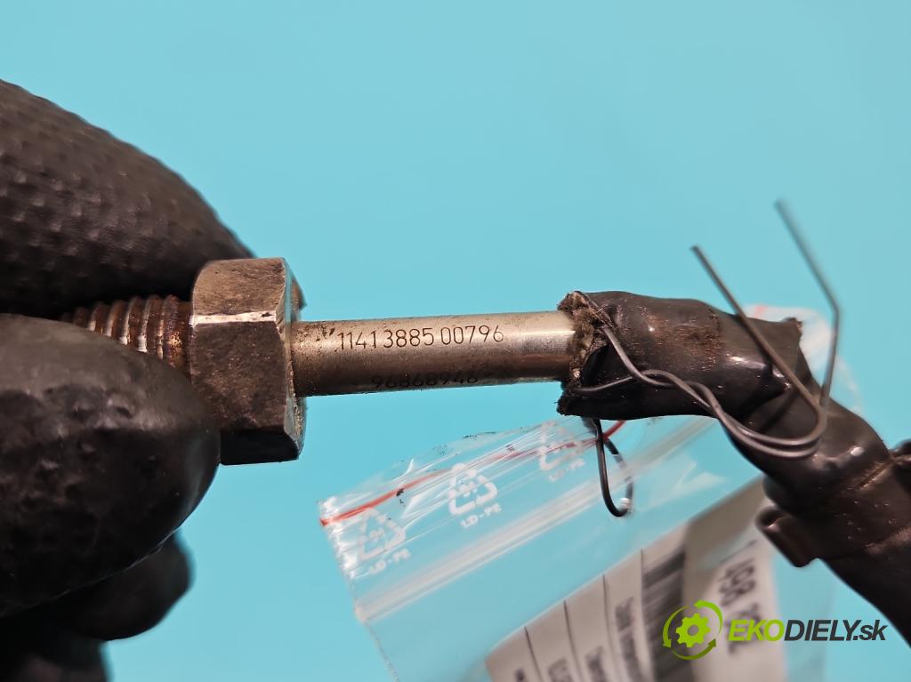 Chevrolet Cruze 2.0 VCDi: 163 HP manual 120 kW 1998 cm3 5- snímač teploty: výfukové 96868946 (Snímač)