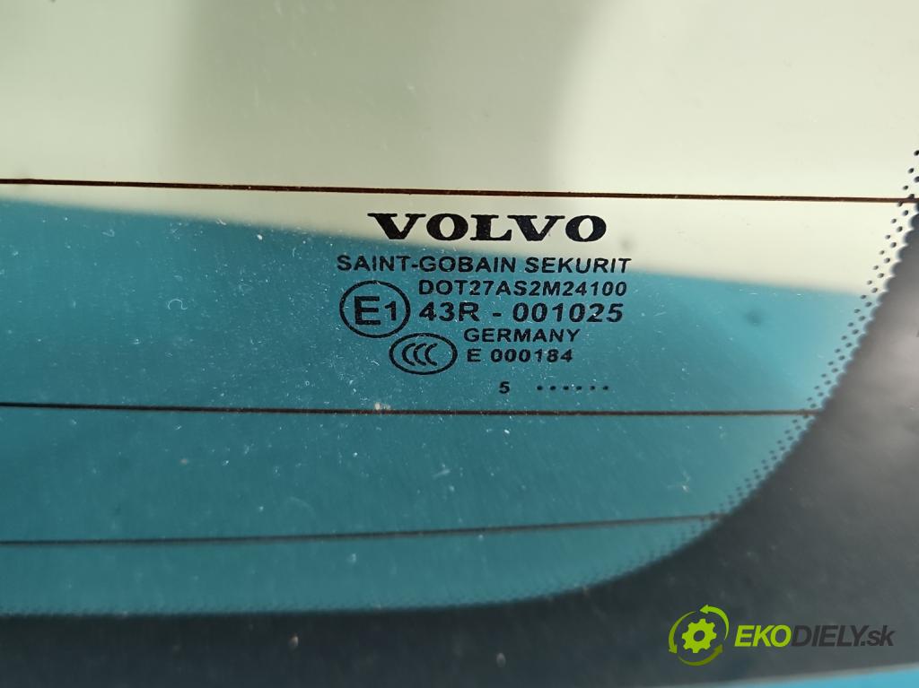 Volvo V50 2.0d 133 hp manual 98 kW 1997 cm3 5- sklo zadní  (Zadní sklo)