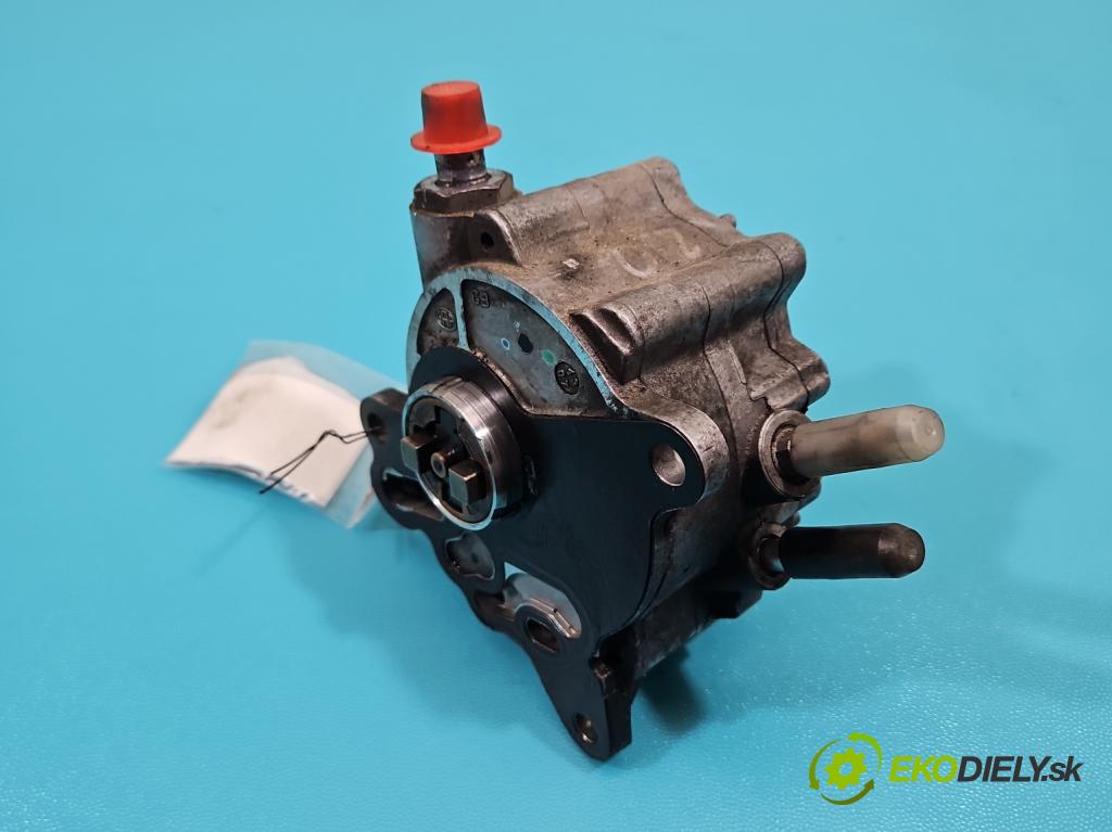Audi A3 8P 2003-2012 2.0 tdi 140 hp manual 103 kW 1968 cm3 5- čerpadlo vákuum 03G145209C