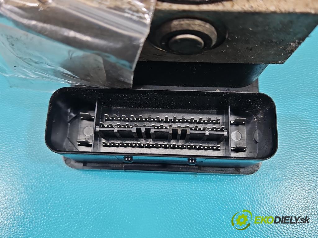 Audi A3 8P 2003-2012 2.0 tdi 140 HP manual 103 kW 1968 cm3 5- čerpadlo abs 1K0907379AA (Pumpa ABS)