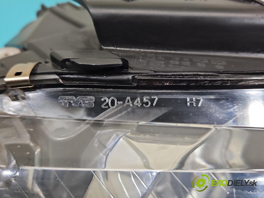 Audi A3 8P 2003-2012 2.0 tdi 140 HP manual 103 kW 1968 cm3 5- Reflektor: pravý  (Svetlo predné pravé)
