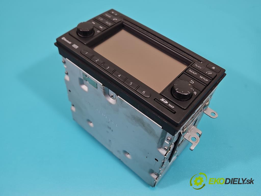 Nissan Qashqai I J10 2006-2013 1.6 dci 131 HP manual 96 kW 1598 cm3 5- Radio originál 7612830076