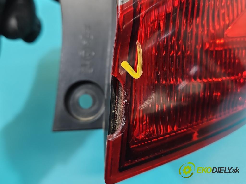 Nissan Qashqai I J10 2006-2013 1.6 dci 131 hp manual 96 kW 1598 cm3 5- světlo zadní pravé  (Klika dveří ostatní)