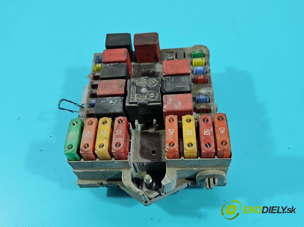 Peugeot Boxer II 2006-2018 2.2 hdi 120 hp manual 88 kW 2198 cm3 5- skříňka pojistková 1349948080 (Pojistková skříňka)