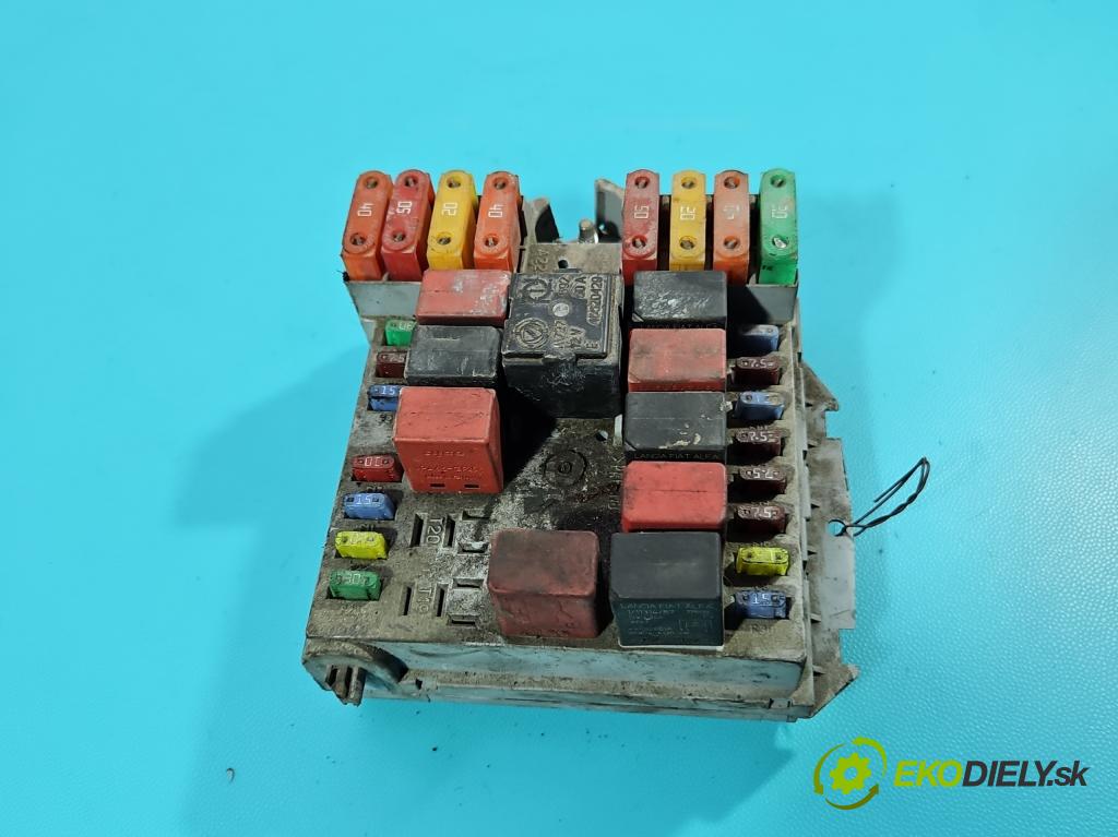 Peugeot Boxer II 2006-2018 2.2 hdi 120 hp manual 88 kW 2198 cm3 5- skříňka pojistková 1349948080 (Pojistková skříňka)