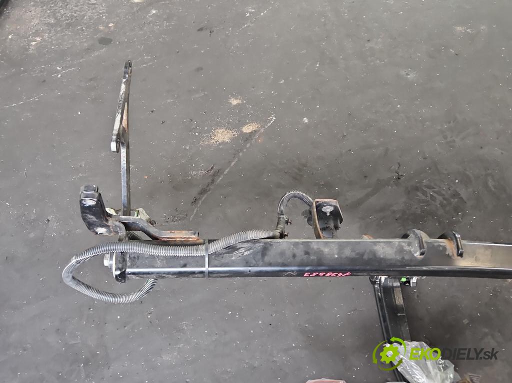 Peugeot 3008 II 2016-2023 2.0 hdi 150 hp manual 110 kW 1997 cm3 5- oko tažné 9810078880 (Tažné zařízení)