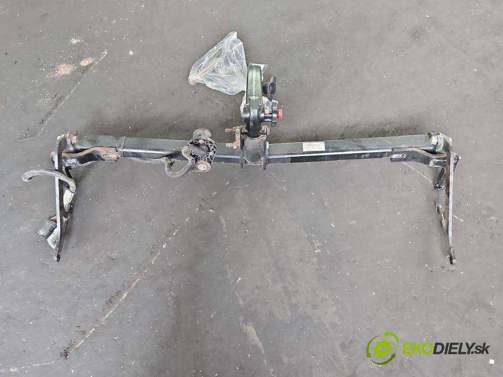 Peugeot 3008 II 2016-2023 2.0 hdi 150 hp manual 110 kW 1997 cm3 5- oko tažné 9810078880 (Tažné zařízení)