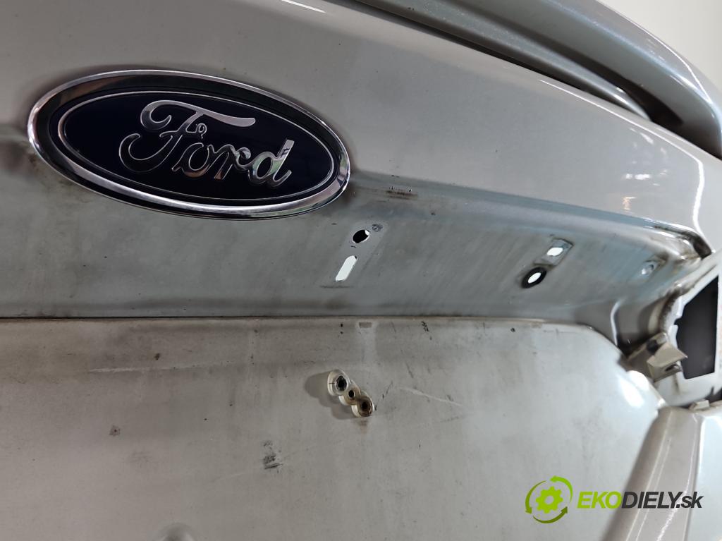 Ford Fusion USA 2012-2020 2.0 EcoBoost: automatic 179 kW 1999 cm3 4- zadní kufrové dveře  (Zadní kapota (kufr))