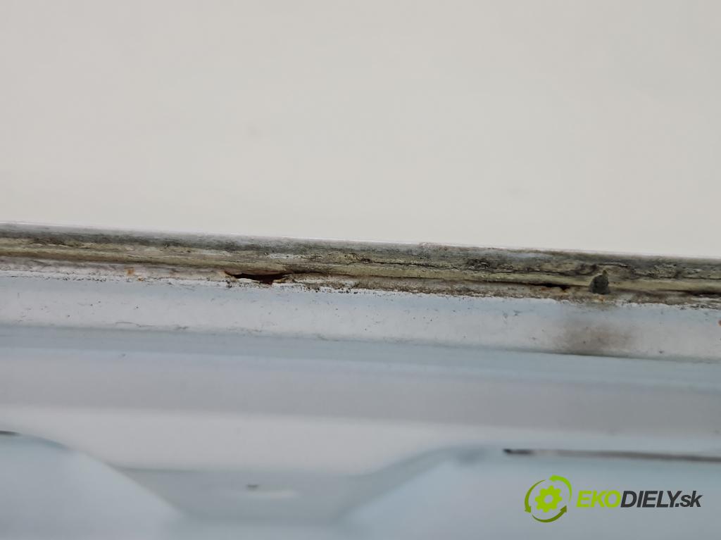 Ford Fusion USA 2012-2020 2.0 EcoBoost: automatic 179 kW 1999 cm3 4- zadní kufrové dveře  (Zadní kapota (kufr))