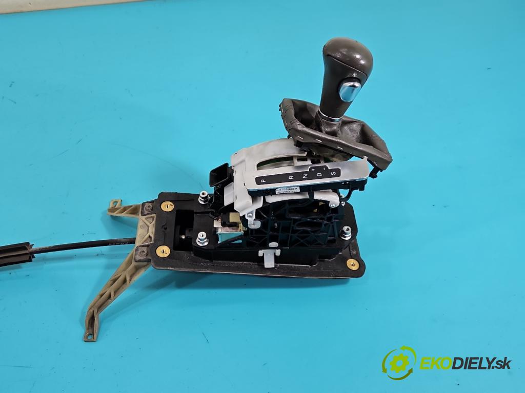 Audi Q7 2005-2015 3.6 V6 FSI 280KM automatic 206 kW 3562 cm3 5- kulisa změny stupňová 4L1713463A (Řadicí páka (kulisa) )