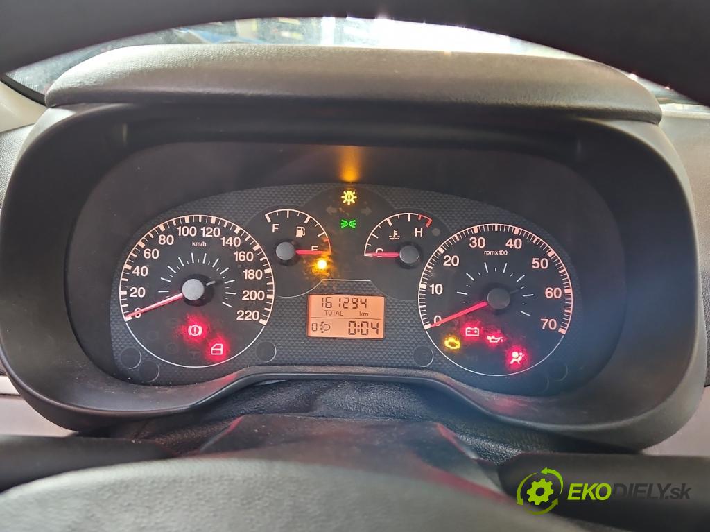 Fiat Punto Grande 1.2 8V 65 HP manual 48 kW 1242 cm3 3- prístrojovka/ budíky 51701536 (Prístrojová doska)