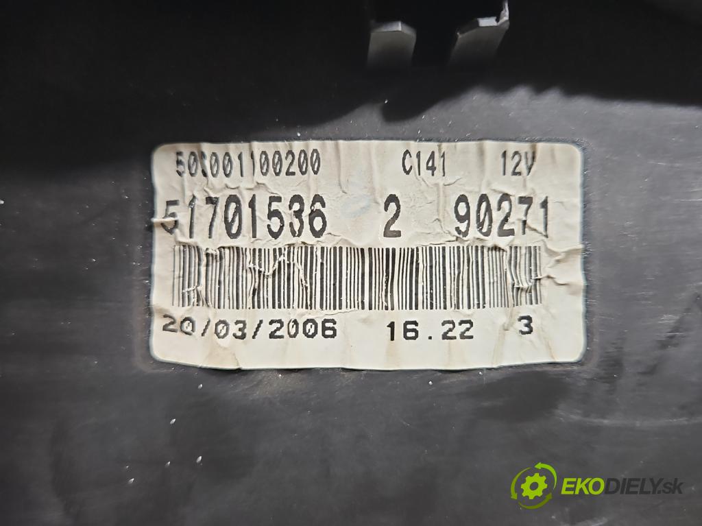 Fiat Punto Grande 1.2 8V 65 HP manual 48 kW 1242 cm3 3- prístrojovka/ budíky 51701536 (Prístrojová doska)