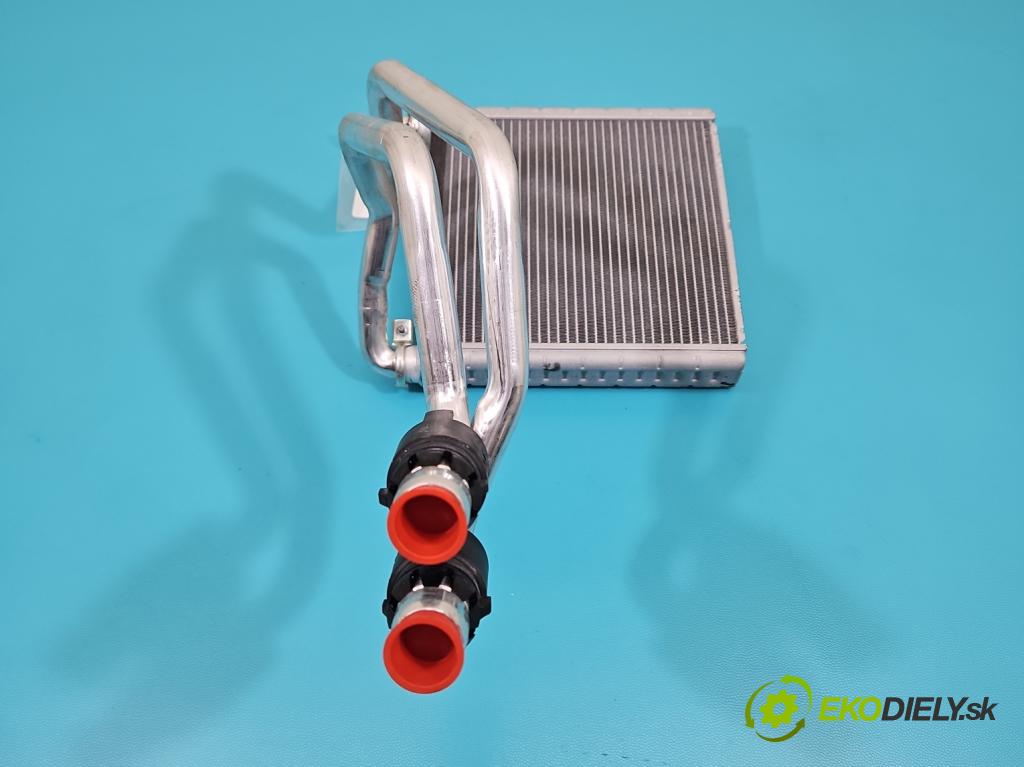 Skoda Kodiaq I 2.0 TSI 190 hp automatic 140 kW 1984 cm3 5- radiátor 116140-3840 (Radiátor topení)