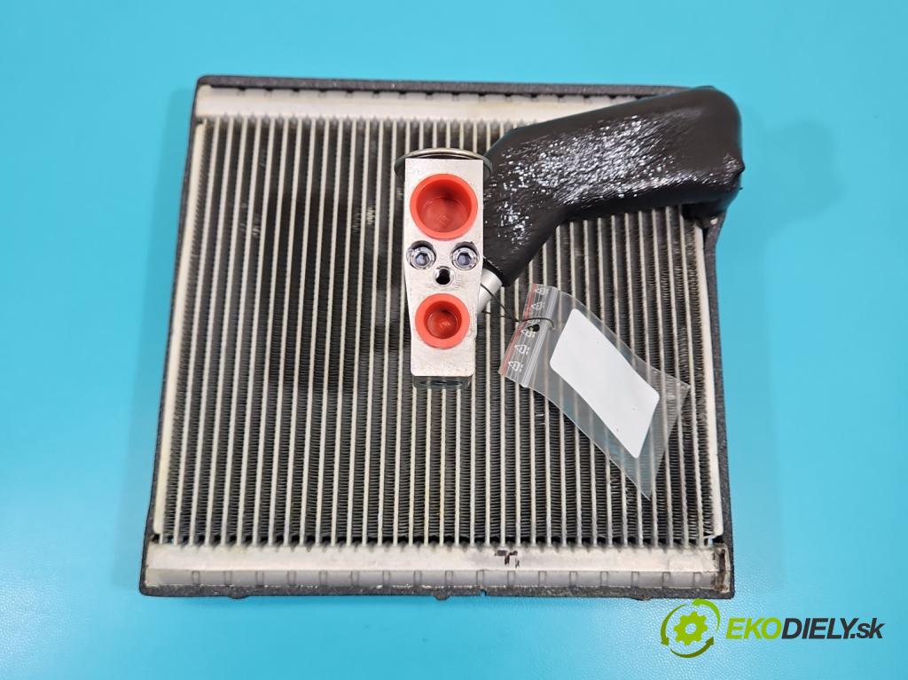 Skoda Kodiaq I 2.0 TSI 190 hp automatic 140 kW 1984 cm3 5- radiátor 5Q0816679B (Radiátor topení)