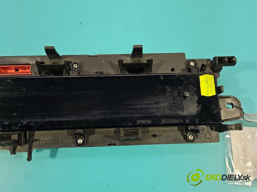 Renault Scenic II 2003-2009 1.9 dci 120 HP manual 88 kW 1870 cm3 5- prístrojovka/ budíky P8200365607D (Prístrojová doska)